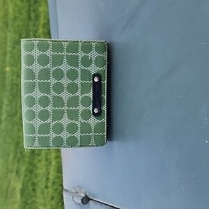 Kate Spade Green Patterned Wallet